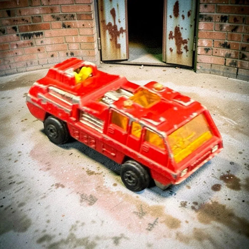 Vintage 1975 Matchbox Blaze Buster Die Cast Fire Truck #22